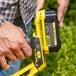 STANLEY FATMAX V20 18V Cordless Hedge Trimmer 55cm (Sfmcht855M1-Gb) -Garden & Outdoor Store 12882306 1494843588929180