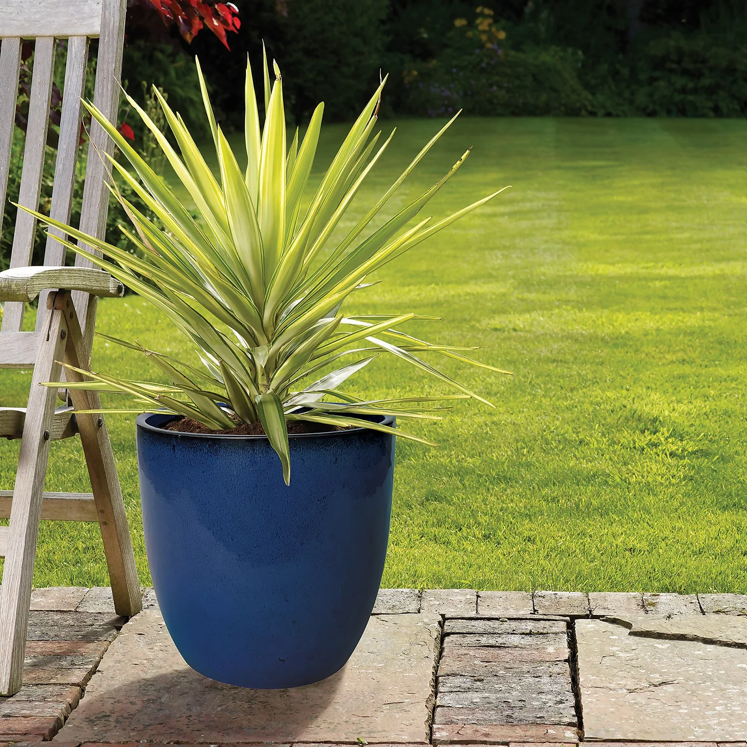 Chiswick Egg Imperial Terracotta Pot In Blue - 20cm 2 Chiswick Egg Imperial Terracotta Pot In Blue - 20cm - Image 2