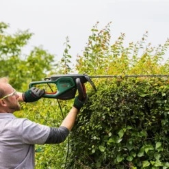 Bosch 500W Advanced HedgeCut 65 Hedge Trimmer 18 Bosch 500W Advanced HedgeCut 65 Hedge Trimmer -Garden & Outdoor Store 12885388 3814961768895744