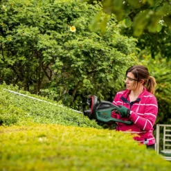 Bosch 500W Advanced HedgeCut 65 Hedge Trimmer 19 Bosch 500W Advanced HedgeCut 65 Hedge Trimmer -Garden & Outdoor Store 12885388 9184961768936745