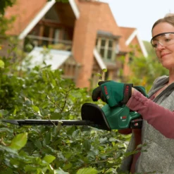 Bosch EasyHedgeCut 18-45 Hedge Trimmer -Garden & Outdoor Store 13496928 1224961768913606