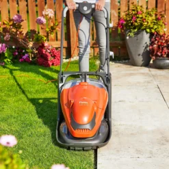 Flymo 330V EasiGlide Plus Electric Lawn Mower - 33cm -Garden & Outdoor Store 13524784 1745038432614852