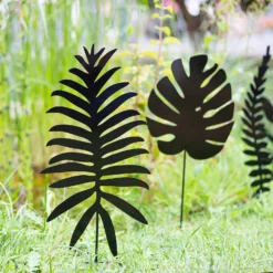 Jungle Black Ground Stakes - 45cm (Assorted Designs) -Garden & Outdoor Store 13981010 1535005324495575