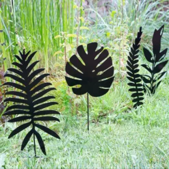 Jungle Black Ground Stakes - 45cm (Assorted Designs) -Garden & Outdoor Store 13981010 2095005324325265