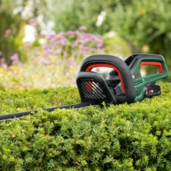Bosch UniversalHedgeCut 18V-55 Hedge Cutter -Garden & Outdoor Store 14230139 1445023660080702